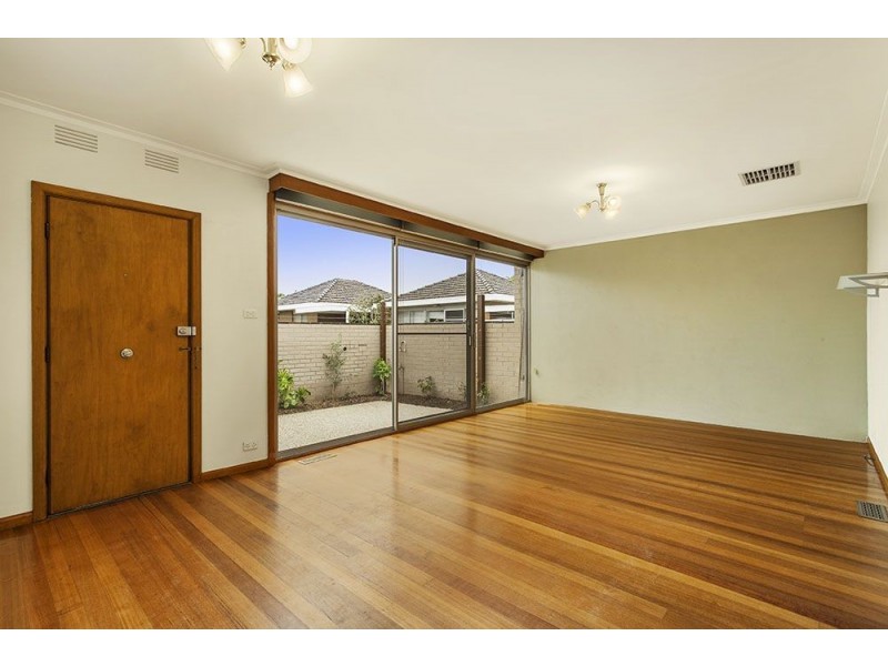 8/393 Gilbert Road, Preston West VIC 3072