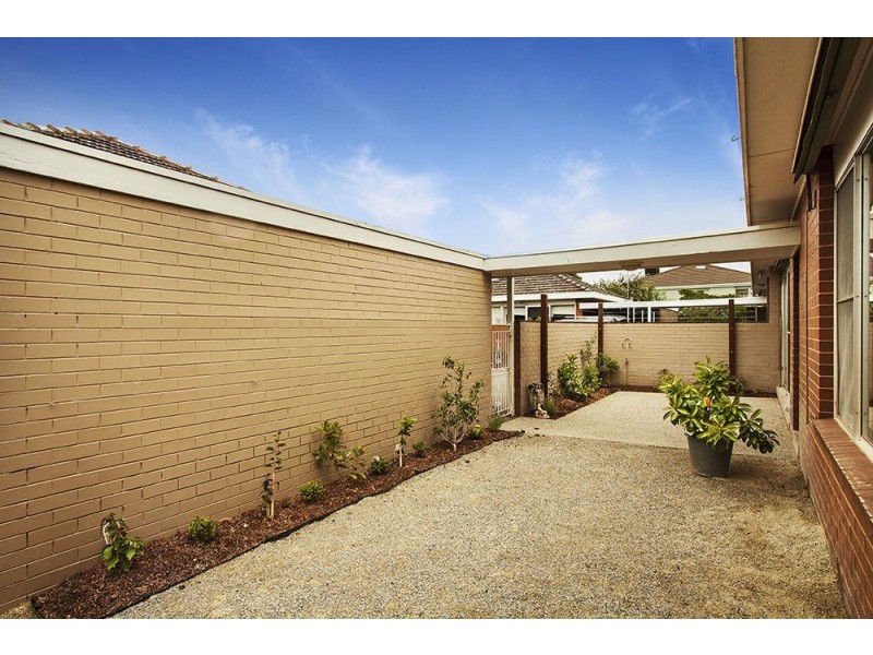 8/393 Gilbert Road, Preston West VIC 3072