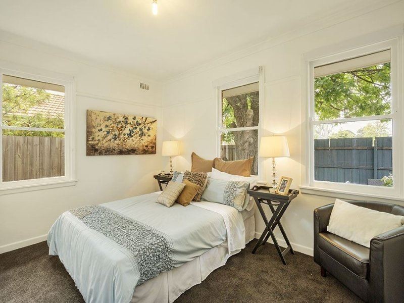 43 Timor Parade, Heidelberg West VIC 3081