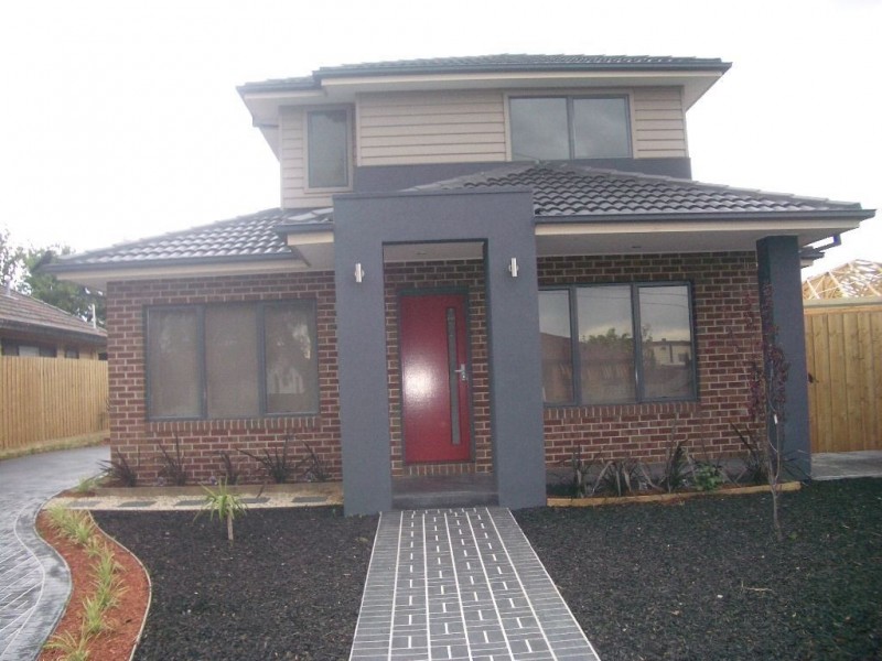 1/5 Acheron Avenue, Reservoir VIC 3073