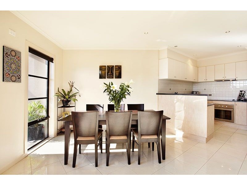 18/44 Clarendon Street, Thornbury VIC 3071