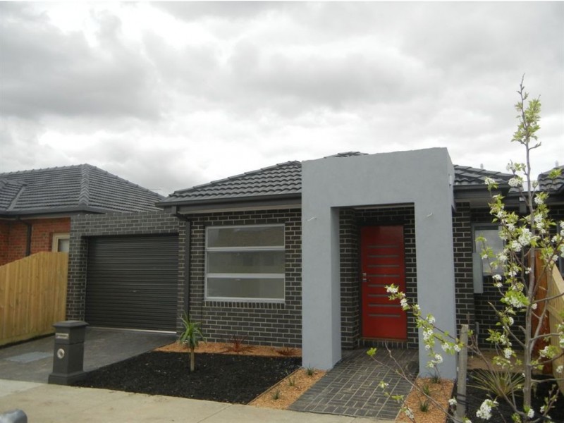 1B Palm Avenue, Reservoir VIC 3073