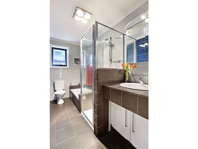 2/119 Darebin Road, Thornbury VIC 3071