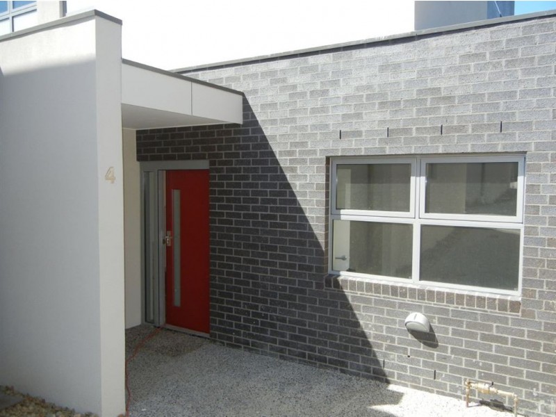 4/26 Lower Plenty Road, Rosanna VIC 3084