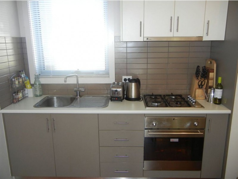 1/20 Jinghi Road, Reservoir VIC 3073