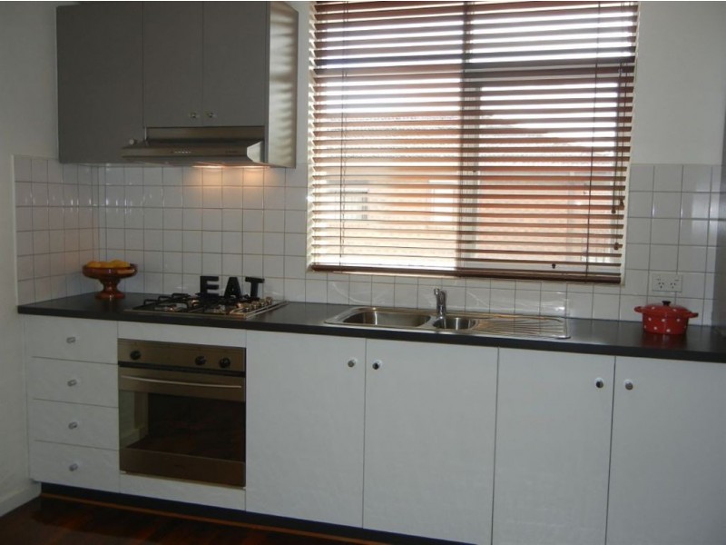 7/10 Normanby Avenue, Thornbury VIC 3071