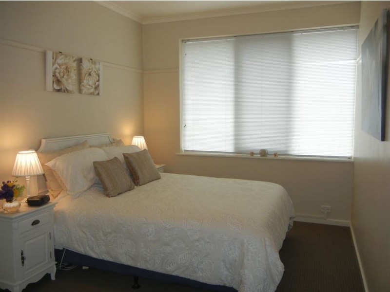 7/10 Normanby Avenue, Thornbury VIC 3071