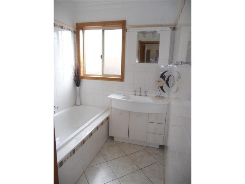 2/33 Hughes Avenue, Edithvale VIC 3196