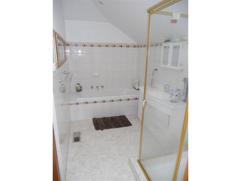 2/33 Hughes Avenue, Edithvale VIC 3196