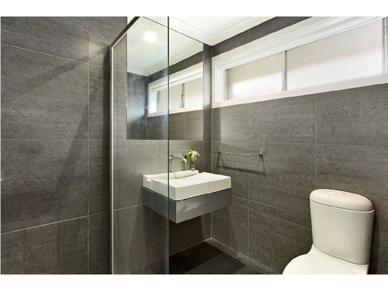 2/68 Howard Street, Reservoir VIC 3073