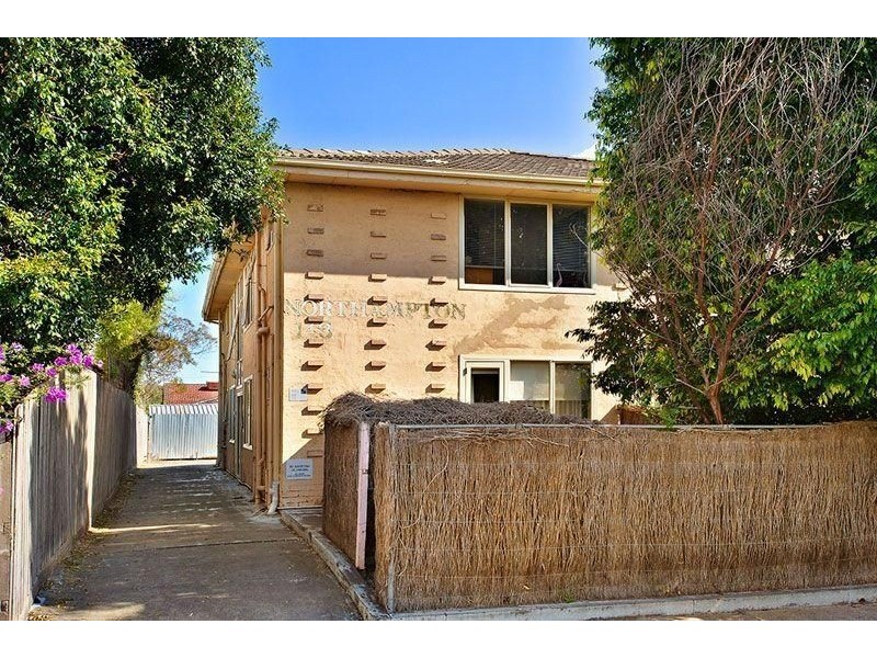 2/143 Smith Street, Thornbury VIC 3071