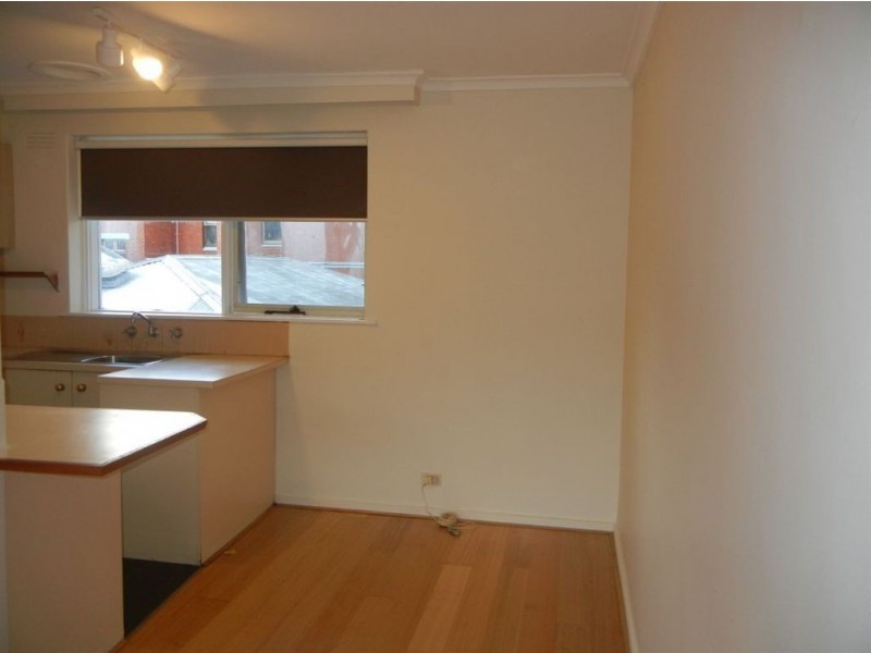 8/45 Station Street, Fairfield VIC 3078