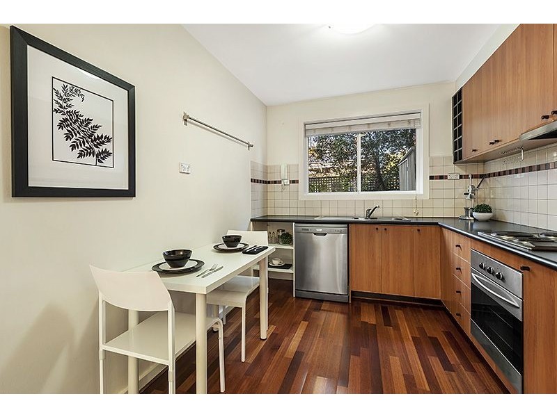 2/206 Arthur Street, Fairfield VIC 3078