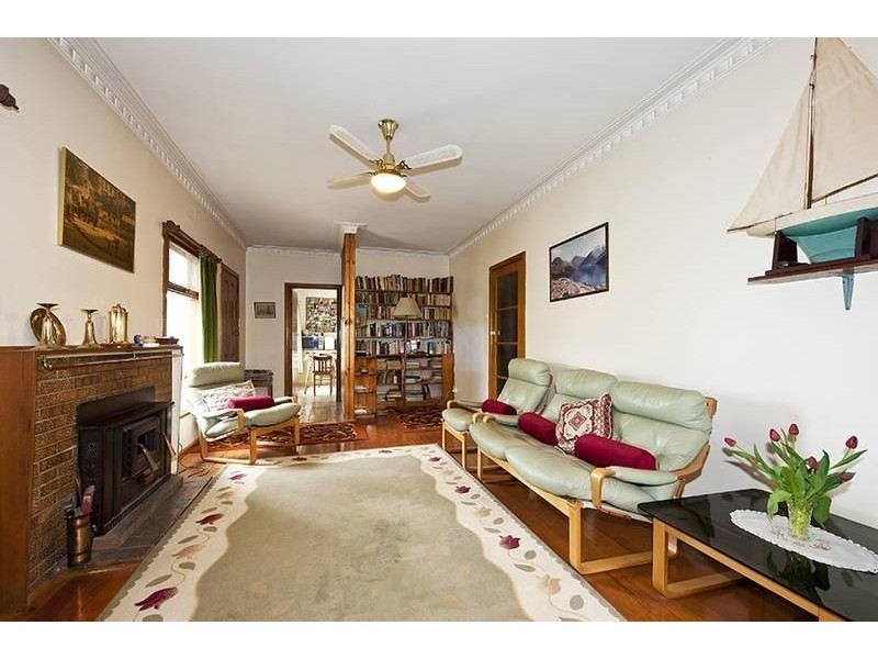 51 Airlie Road, Montmorency VIC 3094