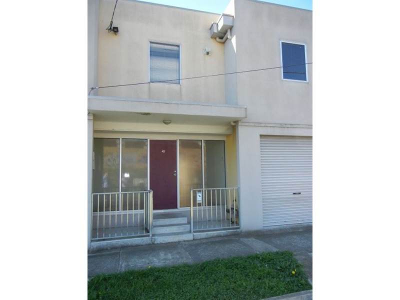 42 Warrs Avenue, Preston VIC 3072