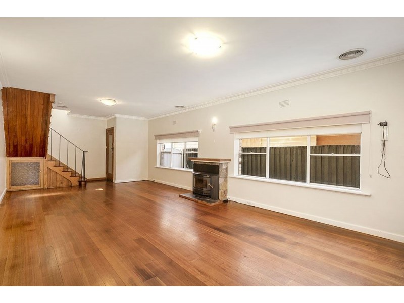 Rear/315A Victoria Road, Thornbury VIC 3071