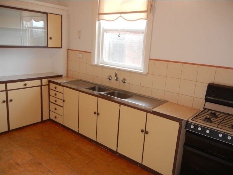 37 Regent Street, Preston VIC 3072