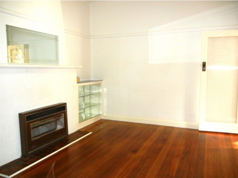37 Regent Street, Preston VIC 3072