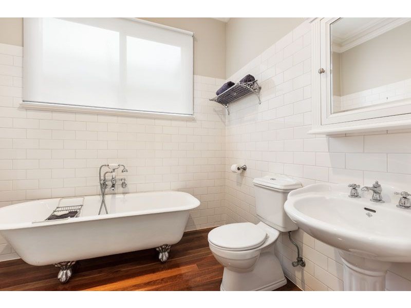 17 Grandview Grove, Northcote VIC 3070