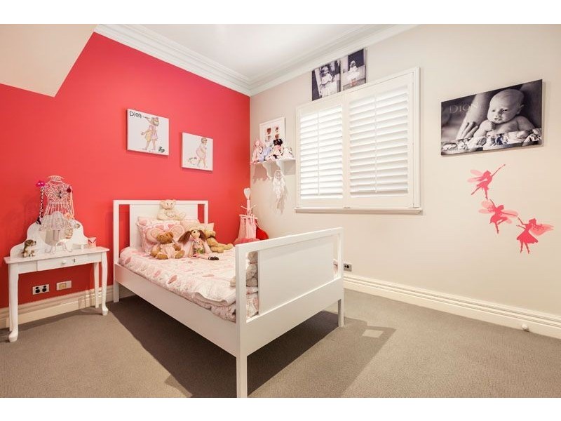 17 Grandview Grove, Northcote VIC 3070