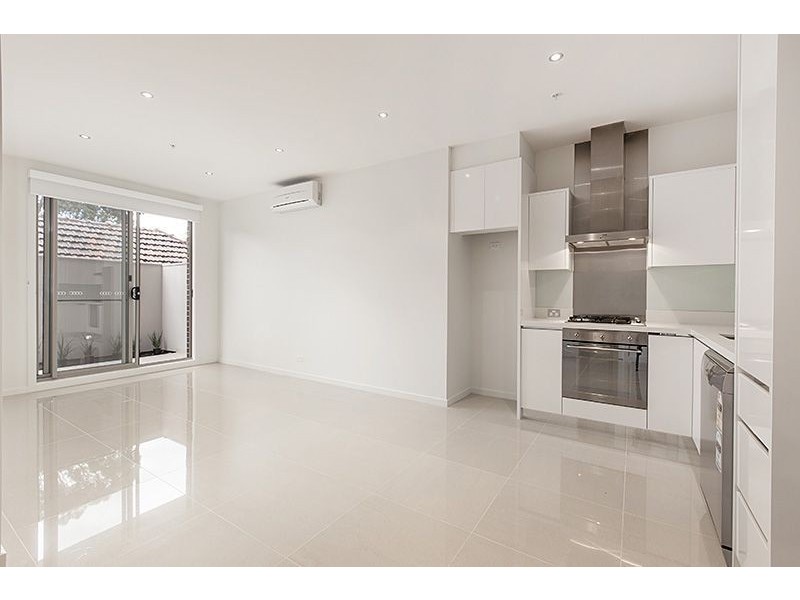 208/195 Clarke Street, Northcote VIC 3070