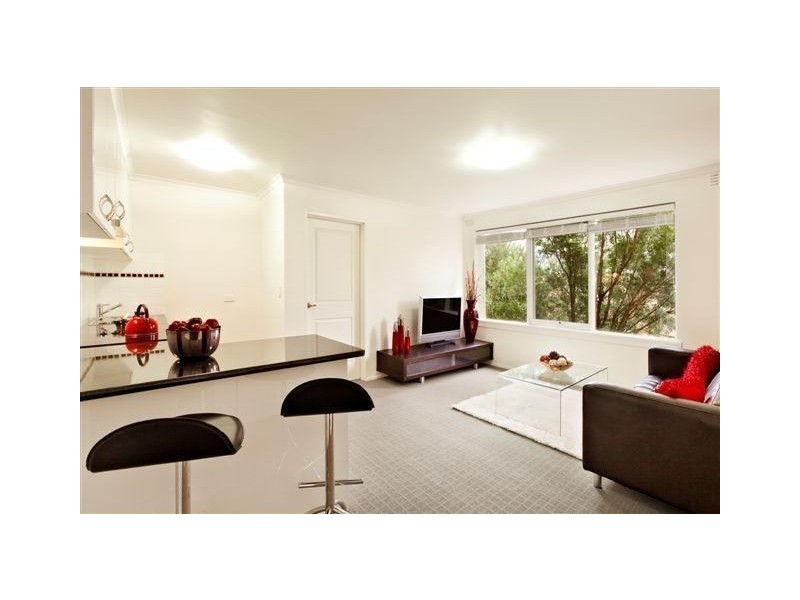 11/1 Collins Street, Thornbury VIC 3071