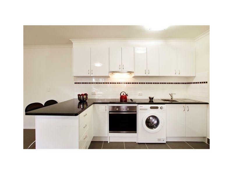 11/1 Collins Street, Thornbury VIC 3071