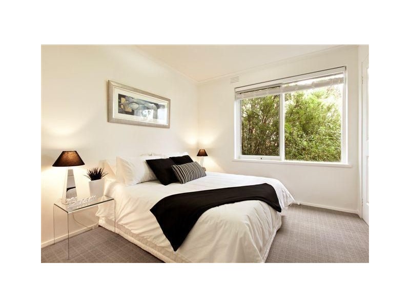 11/1 Collins Street, Thornbury VIC 3071