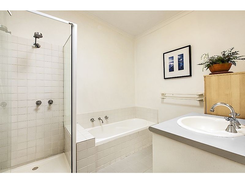 8 Keon Street, Thornbury VIC 3071