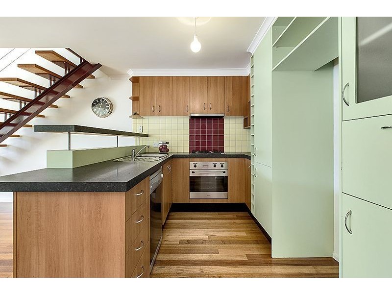 42 Warrs Avenue, Preston VIC 3072