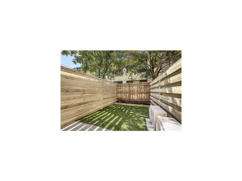 6/233 Rathmines Street, Fairfield VIC 3078