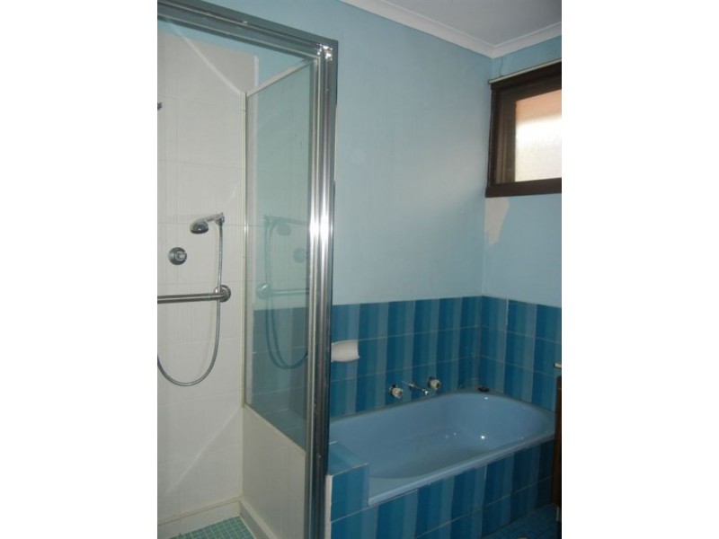 1/102 Hutton Street, Thornbury VIC 3071