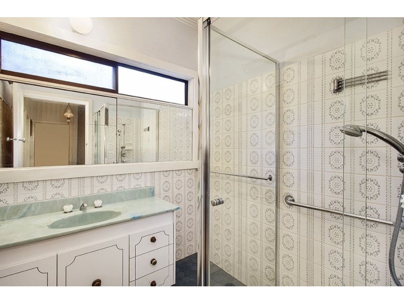 64 Kinsale Street, Reservoir VIC 3073