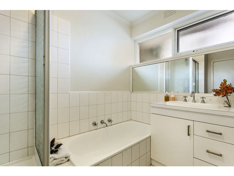 16/8 Kemp Street, Thornbury VIC 3071