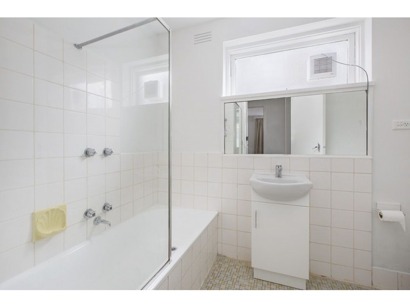 10/8 Kemp Street, Thornbury VIC 3071