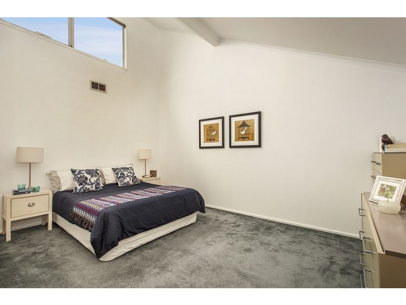 38 Warrs Avenue, Preston VIC 3072