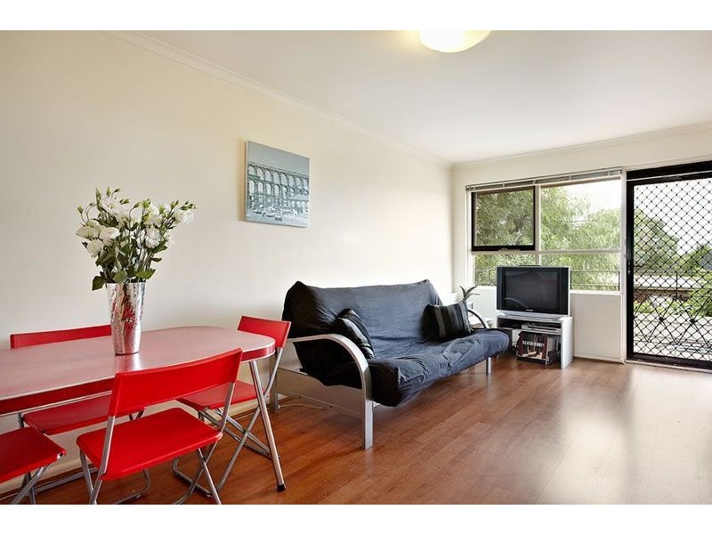 10/95 Raleigh Street, Thornbury VIC 3071