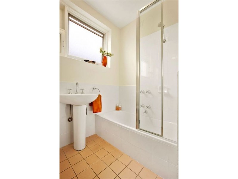 1/9 Hammond Street, Thornbury VIC 3071