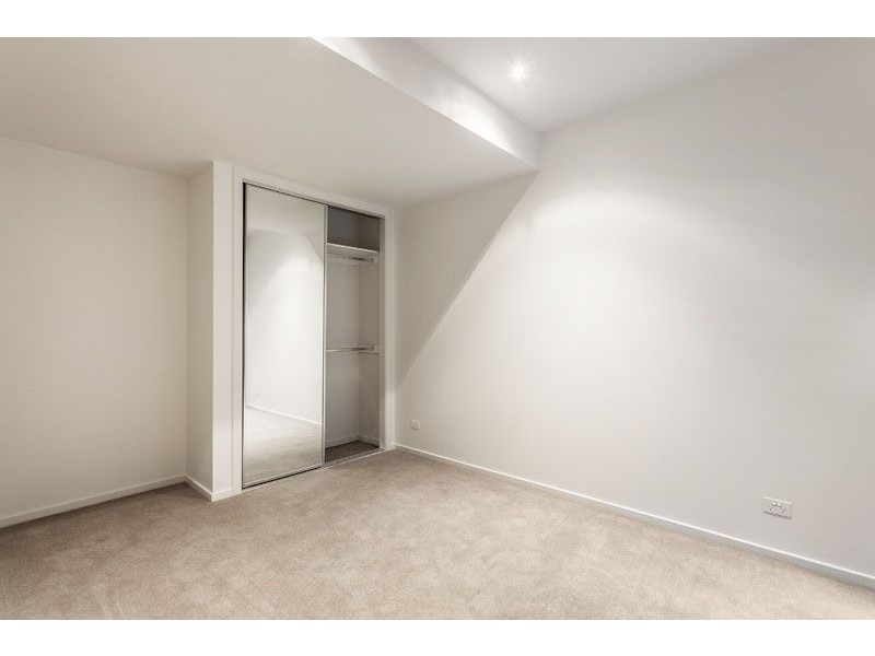 2/195 Clarke Street, Northcote VIC 3070