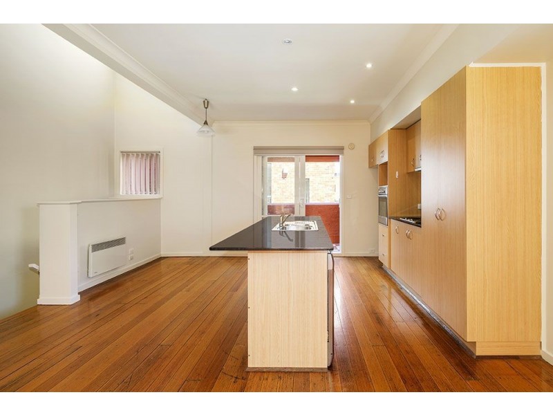 19 Rope Walk, Brunswick VIC 3056