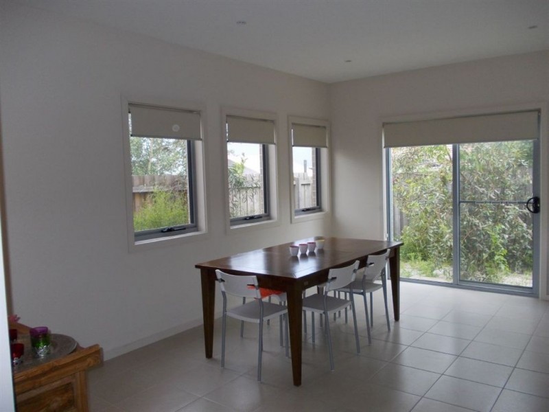 2/29 Cameron Street, Reservoir VIC 3073