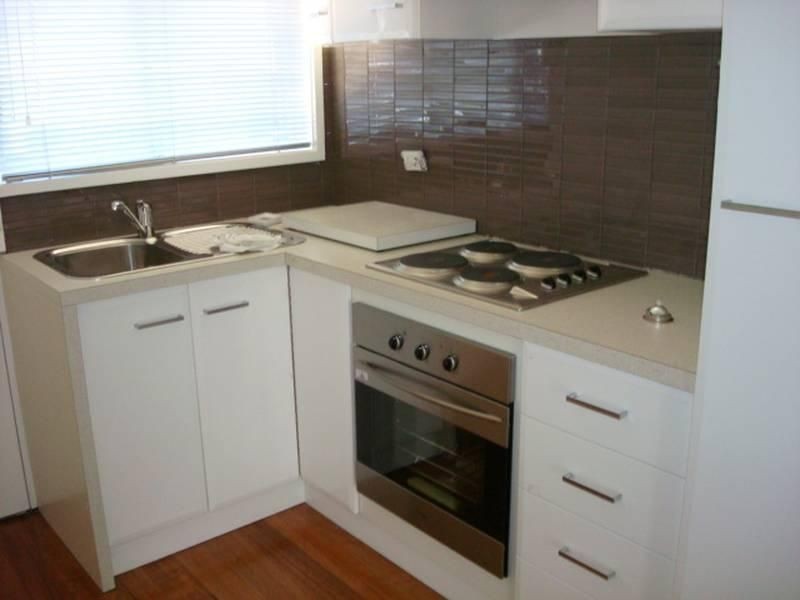 2/36 Willoughby Street, Reservoir VIC 3073