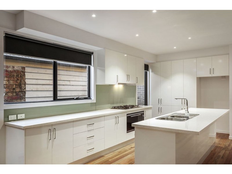 10 Gordon Grove, Northcote VIC 3070