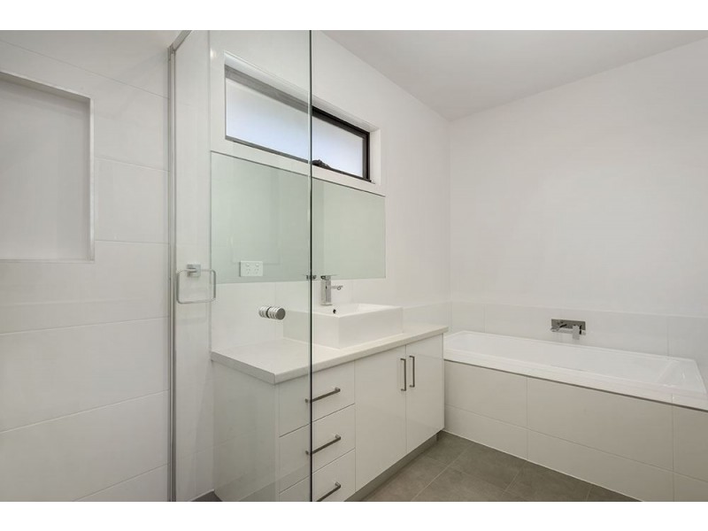 10 Gordon Grove, Northcote VIC 3070