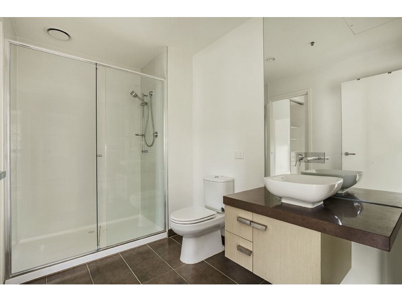 805/8 Breavington Way, Northcote VIC 3070