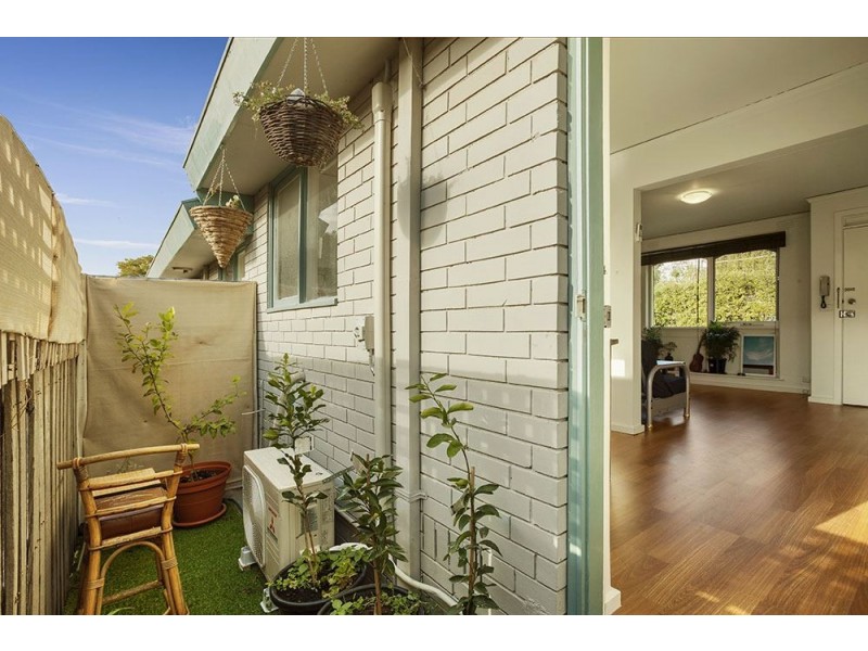 3/3 Larnoo Avenue, Brunswick West VIC 3055