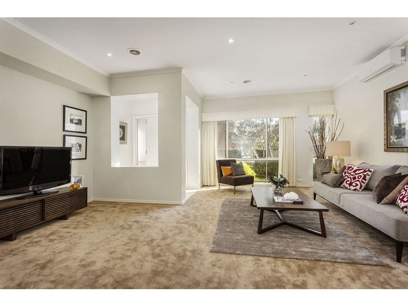 18 Malabar Walk, Bundoora VIC 3083