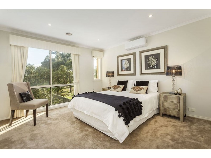 18 Malabar Walk, Bundoora VIC 3083