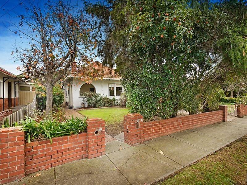 25 Glenora Avenue, Coburg VIC 3058
