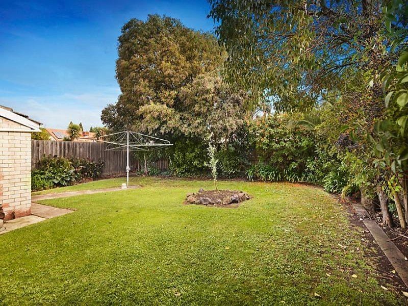 25 Glenora Avenue, Coburg VIC 3058